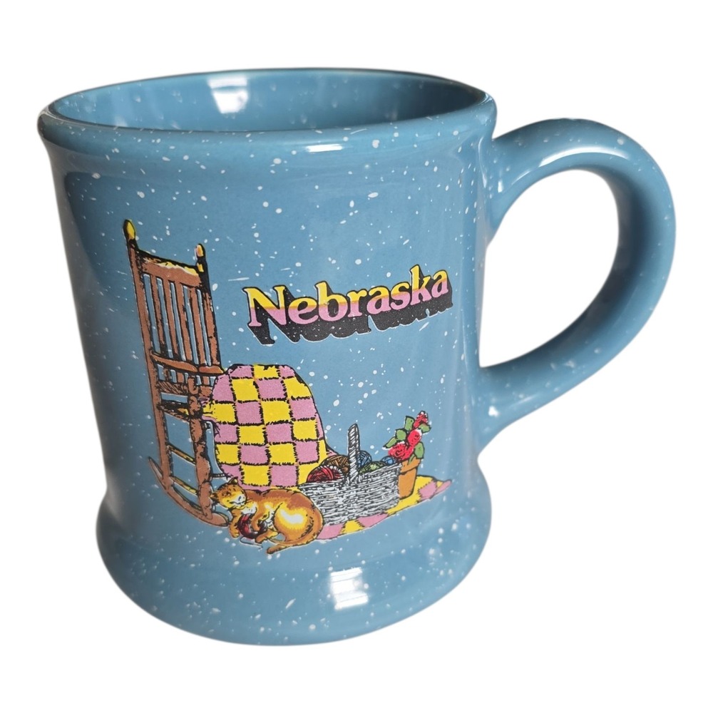 Vintage Nebraska Souvenir Mug Blue Speckled Cat Yarn Rocking Chair‎ Coffee Cup